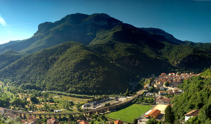 Ormea e la Via del Sale: Un Avventuroso Viaggio in Moto in 3 Giorni con Soste Gastronomiche Ormea e la Via del Sale: Un Avventuroso Viaggio in Moto in 3 Giorni con Soste Gastronomiche