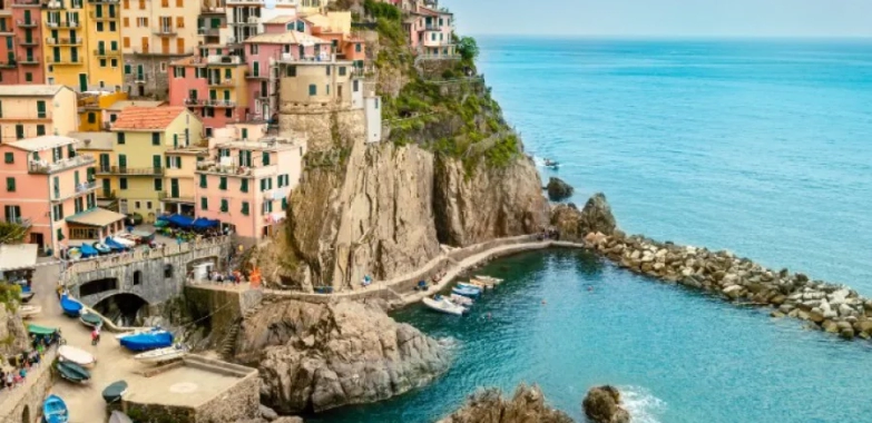 Alla Scoperta delle Cinque Terre in Moto in 3 Giorni