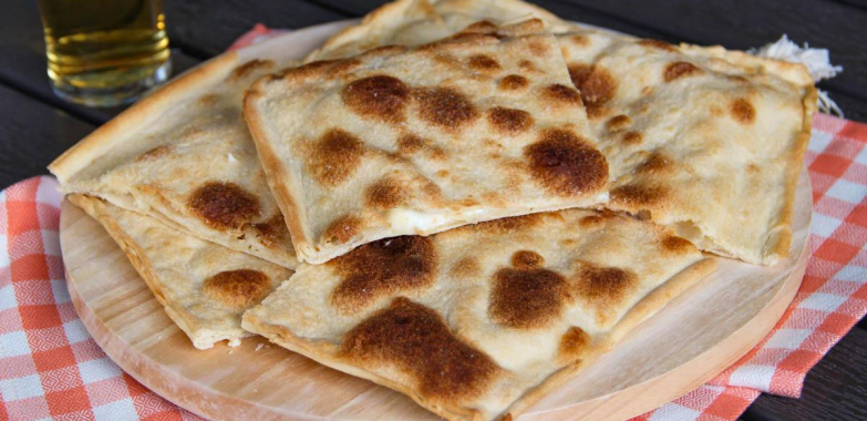 Alla Scoperta dei Segreti della Focaccia di Recco: Tour in Moto da Milano