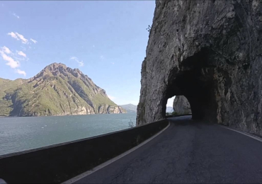Alla Scoperta delle Meraviglie Naturali: Giro in Moto da Bergamo agli Orridi di CastroDa Bergamo agli Orridi di Castro in Moto: Un Viaggio Straordinario tra Laghi e Montagne LombardeAlla Scoperta delle Meraviglie Naturali: Giro in Moto da Bergamo agli Orridi di Castro