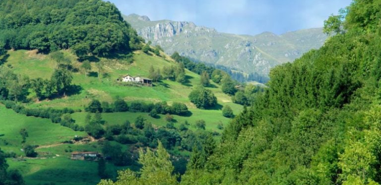 Val di Sabbia in Moto: Un Viaggio nelle Colline Bresciane tra Natura e Storia